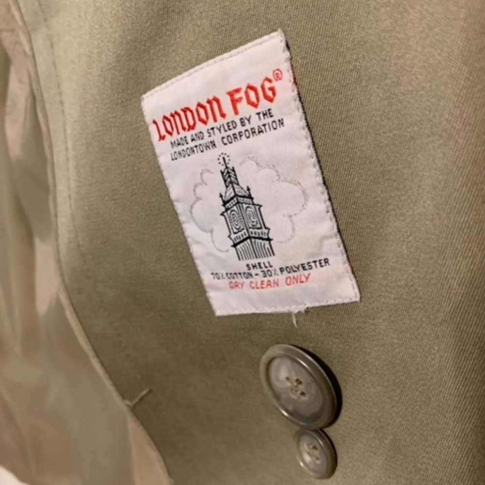 LONDON FOG OLIVE TRENCH COAT - NO LINER